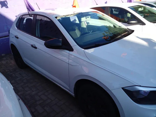 Volkswagen Pólo Track 1.0 Flex 12V 5p