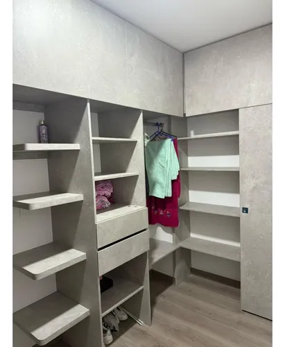 Venta De Apartamento En Laureles.