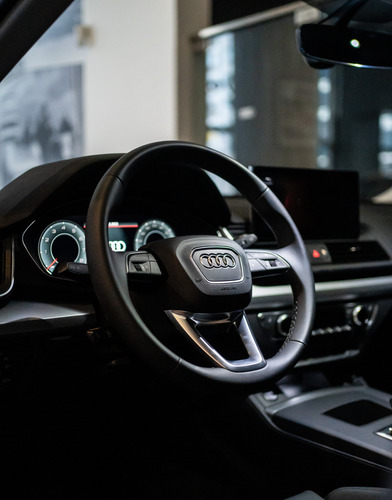 Audi Q5 2.0 45 Tfsi Advanced 252Cv