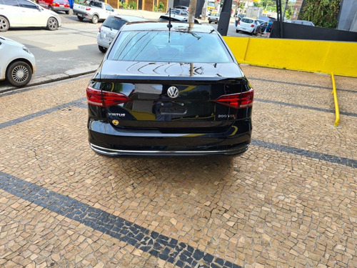 Volkswagen Virtus 1.0 Highline 200 Tsi Aut. 4p