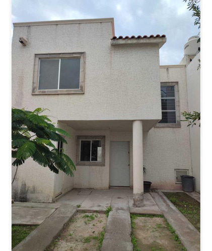 Casa En Venta En Veredas De La Joya