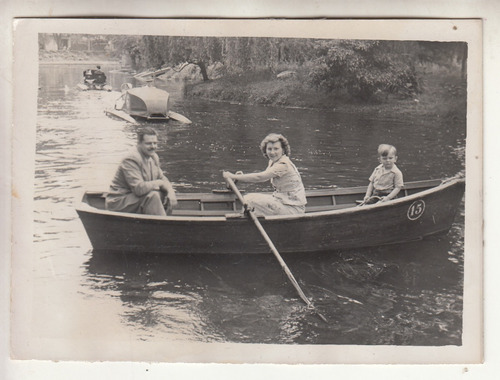 Fotografia Gente En Botes Lago Parque Rodo Años 40 Vintage 