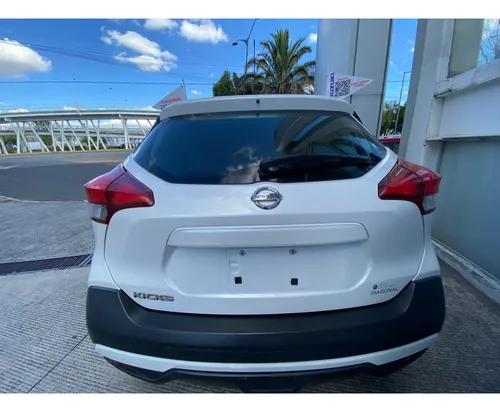 Nissan Kicks SENSE 5MT