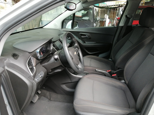 Imagen 8 de 11 de Chevrolet Trax 2019 1.8 Lt At