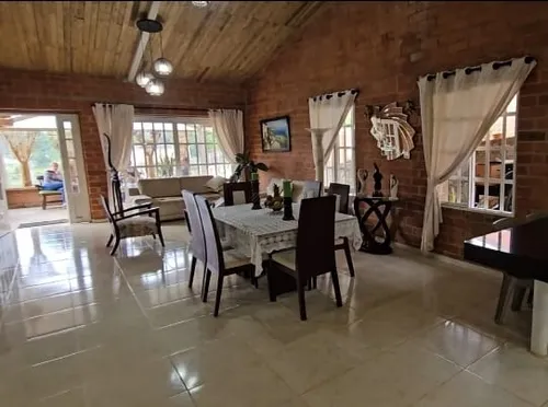 Venta Espectacular Casa Campestre, Precio De Oportunidad. A Puerta Cerrada. De Un Piso; Entre La Cumbre Y Pavas. A 150 Metros De La Vía Principal. Lote: 1.000 Mtrs.