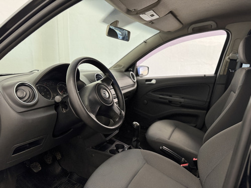 Volkswagen Gol 1.0 MI 8V FLEX 4P MANUAL G.IV