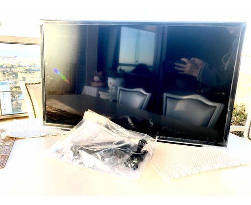 Tv Led Tcl 32 ! Tengo 17! No Retira X Palermo