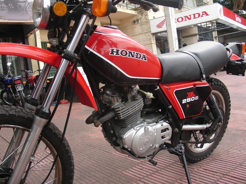 Imagen 4 de 11 de Honda Xl 250 S