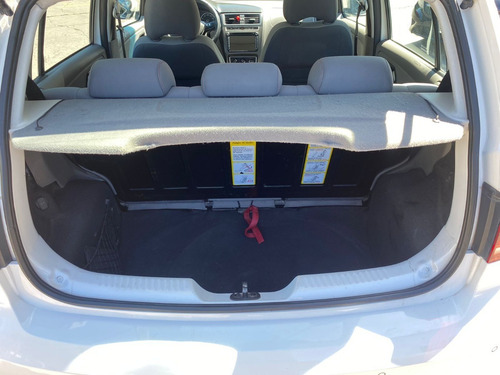 Imagen 7 de 21 de Volkswagen Fox 1.6 Highline