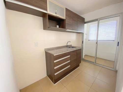 Imagen 11 de 14 de Venta De Apartamento Con 2 Dormitorios En Centro