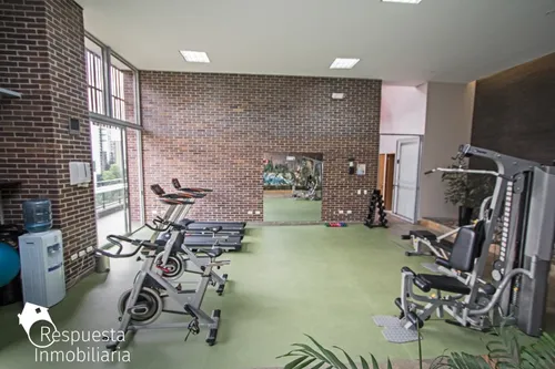 Vendo Apartamento Con Terraza En El Poblado- Los Balsos, Medellin.