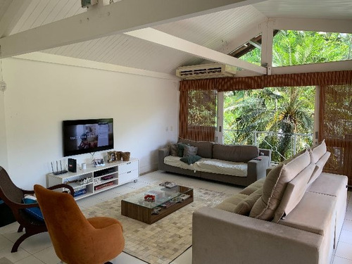 Casa Para Alugar Na Rua Sérgio Porto, Gávea, Rio De Janeiro - Rj - Liv-13530