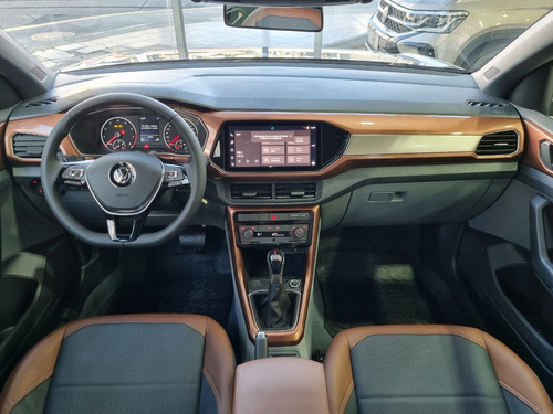 Imagen 7 de 25 de Volkswagen T Cross 200 Tsi Comfortline At Entrega Inmediata