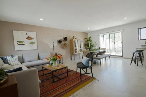 Casa Con Jardín- La Vista Residencial