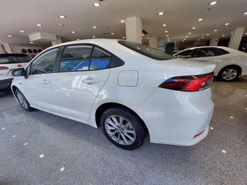 Toyota Corolla 1.8 XEI HV eCVT
