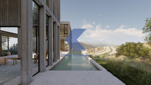 Venta De Terreno Con Perm. De Edificación En Fundo La Dehesa
