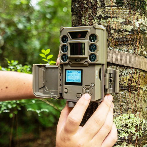 Câmera De Trilha Trap Bushnell 1080p Core Low Glow 24mp Cor Marrom-claro