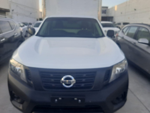 Imagen 3 de 15 de Nissan Np 300 2016