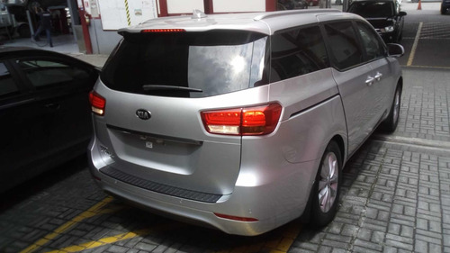Kia Carnival 8 Pasajeros T/a