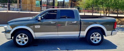 Dodge Ram 2500 5.7 Pickup Crew Cab Laramie 4x2 Mt