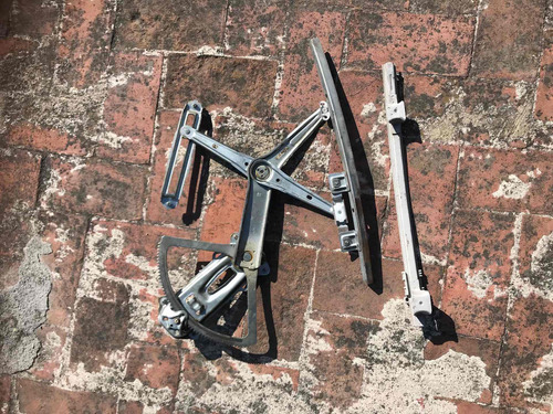 Juego De Elevadores Delanteros Corsa 2004 A 2011 Manuales (Usado)