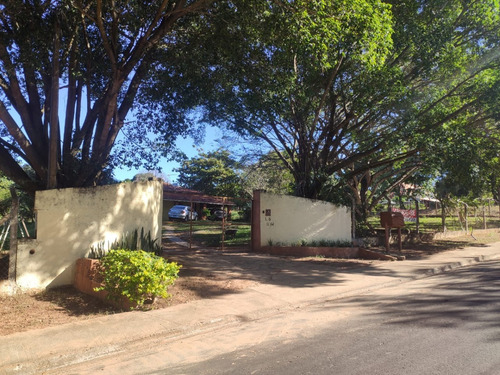 Chácara Com 3 Casas Na Cidade De São Pedro/sp. Bairro Alpes Das Águas