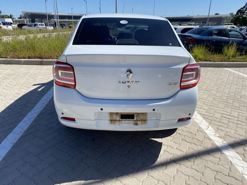Renault Logan Privilege 1.6 2015