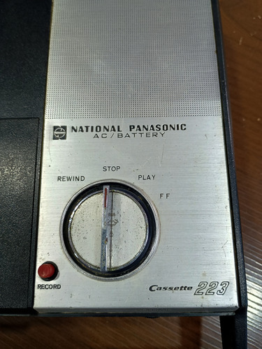 Gravador De Cassette National Panasonic Rq-2235 (Usado)