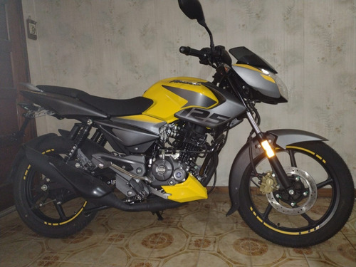 Imagen 1 de 5 de Bajaj Rouser Ns125 Patentada 2022, 32km Reales Sin Uso, Caba