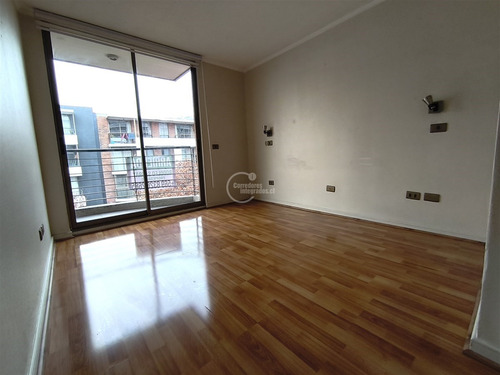 Excelente Departamento En Arriendo De 2 Dorm. En Santiago