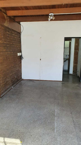 Imagen 3 de 8 de Venta Local Comercial Quilmes