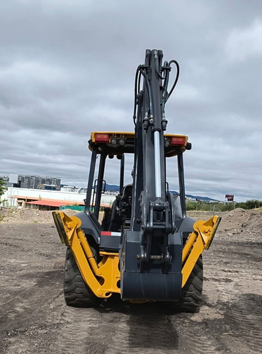 Retroexcavadora John Deere 310kep 4x4 2015