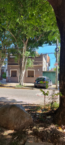 Casas (2) En Venta En Barrio Florida, Vicente López, Bs. As.