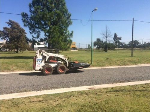 Implemento Desmalezador Pecarí Para Minicargadora