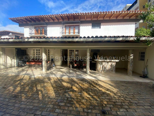 Casa En Venta De 500mts² En Santa Paula