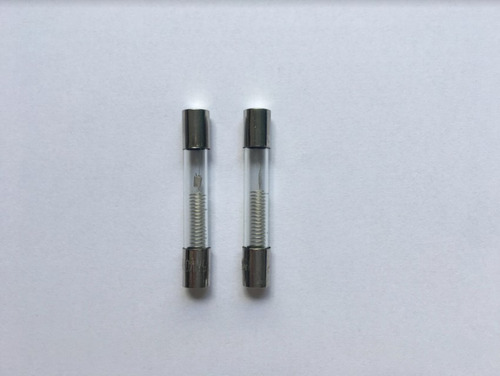 Imagem 3 de 4 de Fusível Alta Tensão P Microondas 5kv 800ma Vidro - 2 Peças