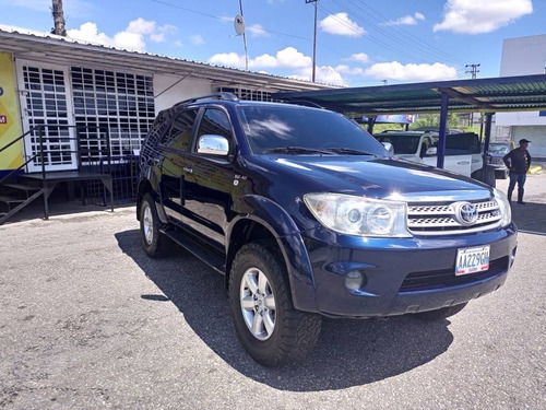 Imagen 3 de 16 de Toyota Fortuner