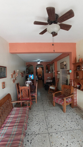 Imagen 8 de 14 de Casa En Tinaquillo, Urbanización Tamanaco. C110