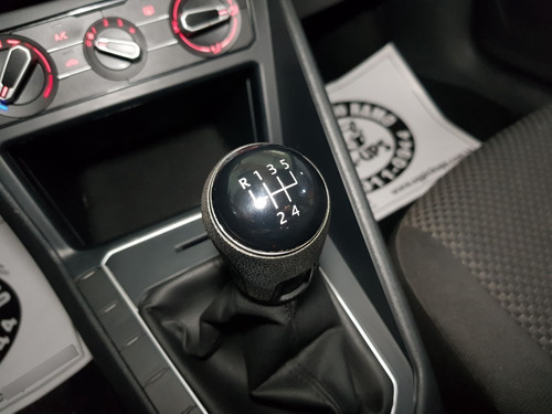 Imagem 7 de 20 de Volkswagen Virtus 1.6 Msi Manual Flex 19/2020 Completo