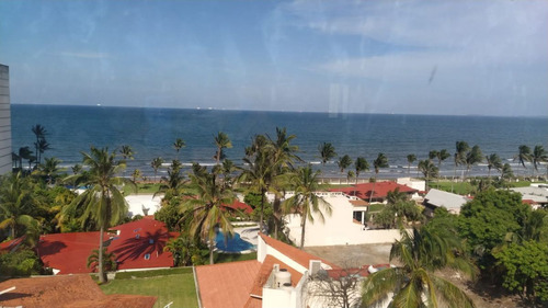 Departamento En Condominio El Mar, Col. Mocambo, Veracruz