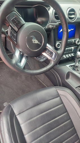 Ford Mustang 5.0 Mach 1 V8 2p
