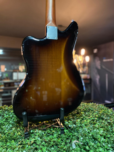 Baixo 4 Cordas Studebaker Weasel Short Scale Sunburst