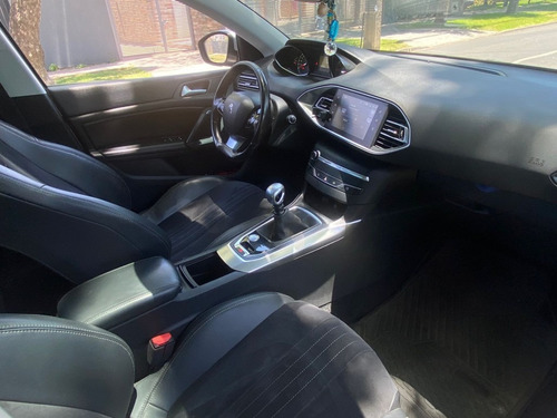 Imagen 10 de 15 de Peugeot 308 Blue Hdi Feline