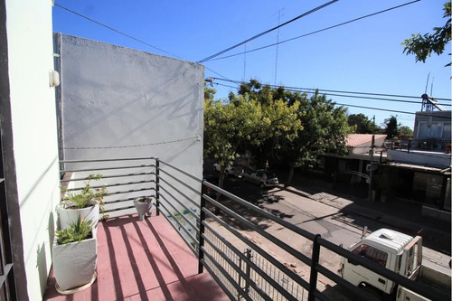 Cómoda Casa En Pleno Centro, Ciudad De Paysandú