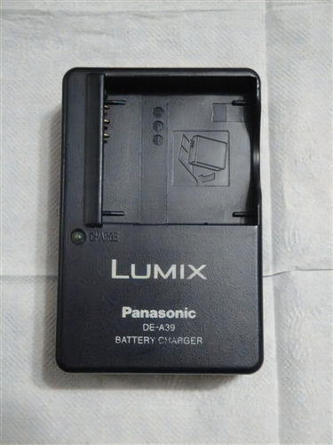 Cargador de cámara  Panasonic  DE-A39  