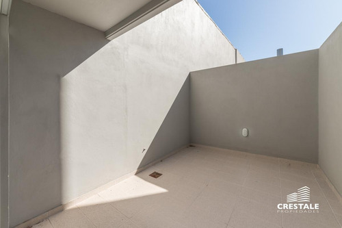 Imagen 9 de 19 de Departamento 1 Dormitorio En Venta, Balcón Frente, Patio Exclusivo - Rosario