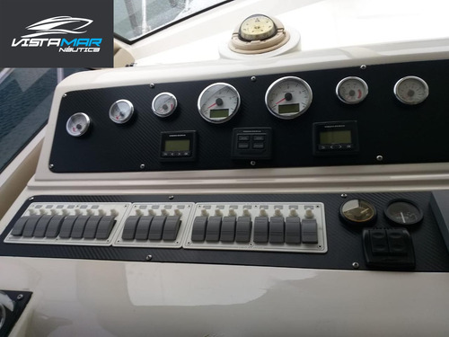 Lancha Carbrasmar 41 Pés Com Volvo D6 2015 (refit 2018)