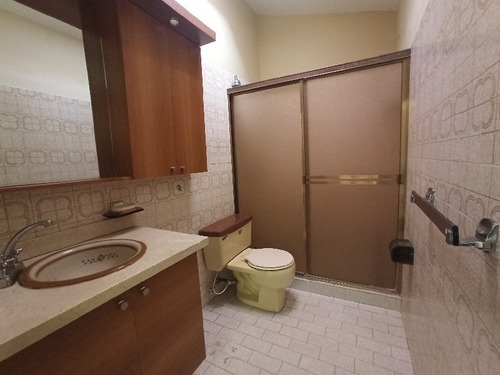 Imagen 5 de 7 de Lina Vende Casa Quinta En Trigal Norte Calle Cerrada