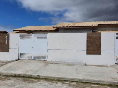 Imagem 2 de 15 de Casa No Bairro Cibratel 2, Em Itanhaém, Litoral Sul De São Paulo, Localizada No Lado Praia À 600 Metros Do Mar. Imóvel Com 150 M² De Terreno Sendo 82 M² De Área Construída. Possui Piscina, Área Gourme