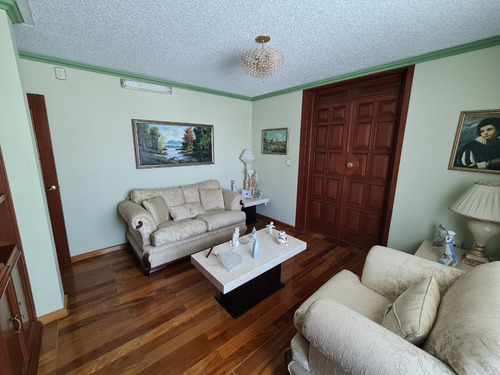 Venta De Casa En Villas De Irapuato